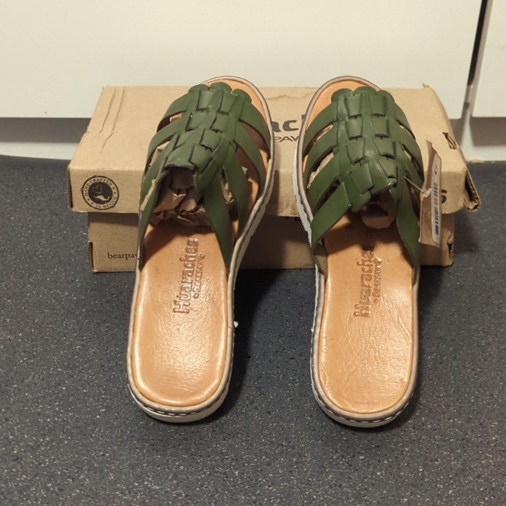 Bearpaw Huaraches, Vanessa, Military Green US6